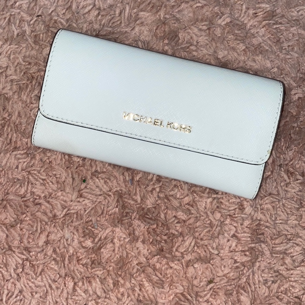 COPY - MK white wallet